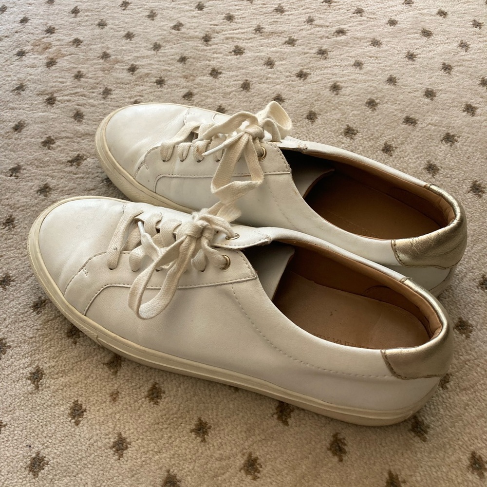 Banana Republic White Vegan Leather Sneakers with gold trim on the back